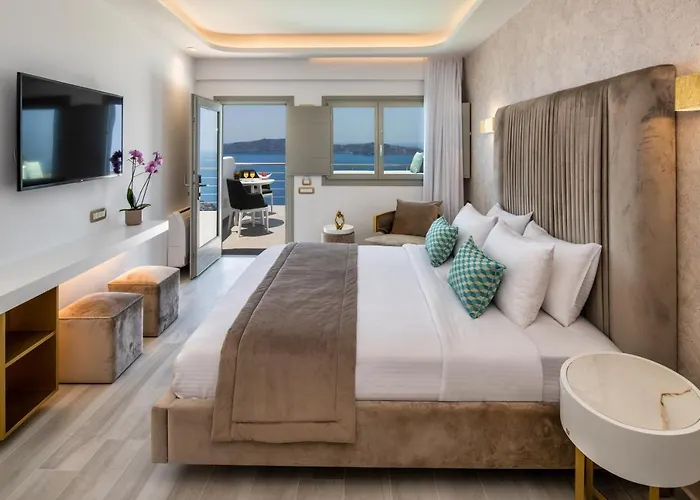 أورا سويتس 4* فِروستيفاني